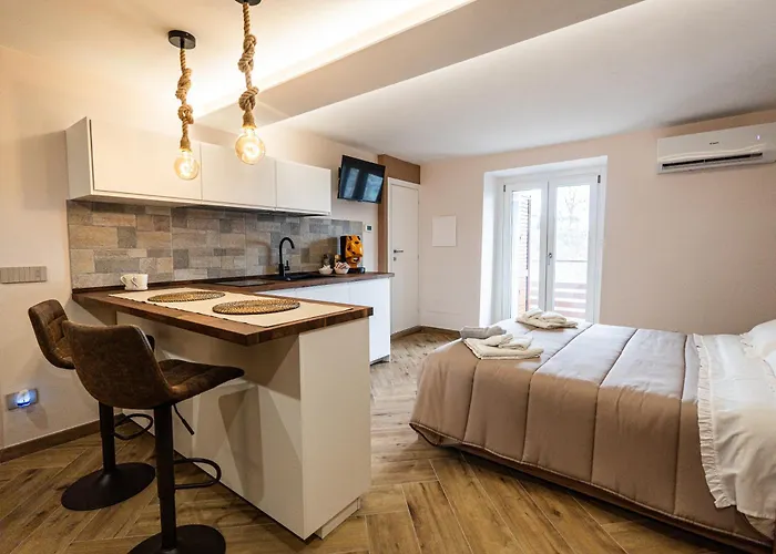 Деревянный коттедж Luna Gemella & Калитри